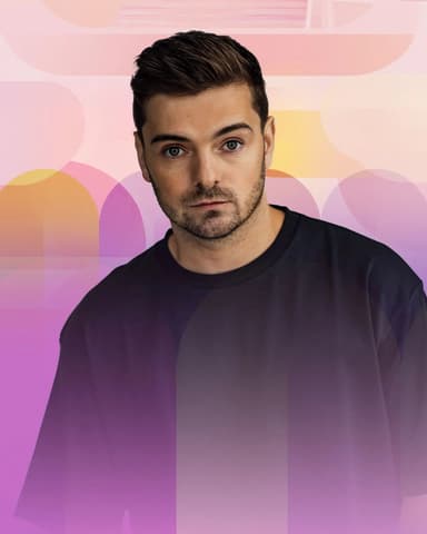 Martin Garrix w/ Justin Mylo - Race Weekend at Marquee Dayclub on November 21, 2026