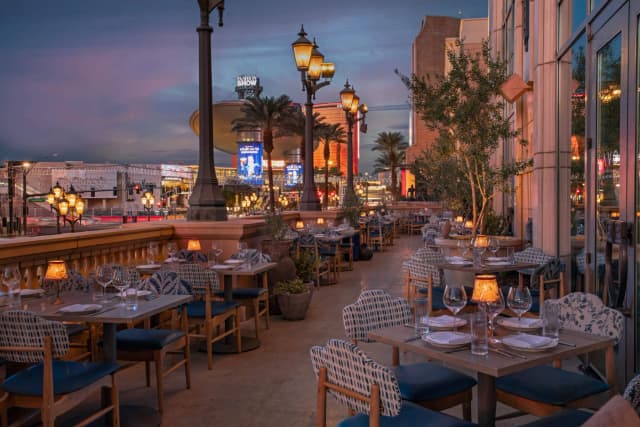 LAVO Party Brunch Las Vegas — Terrace at dusk
