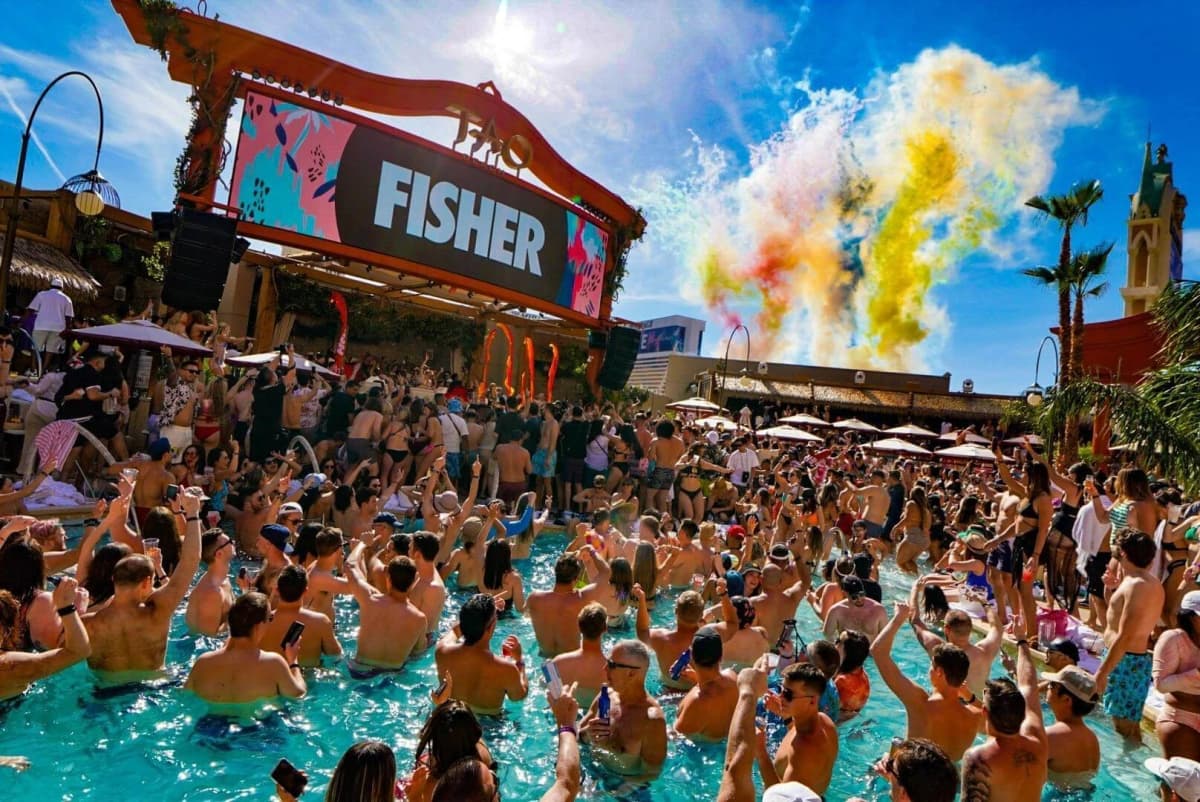 TAO Beach Dayclub Las Vegas — Pool crowd and performance stage
